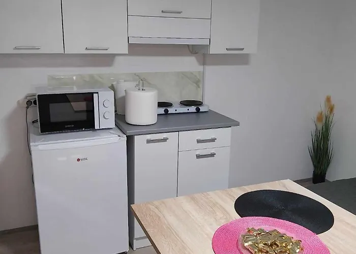 Magniv شقة فرانيي